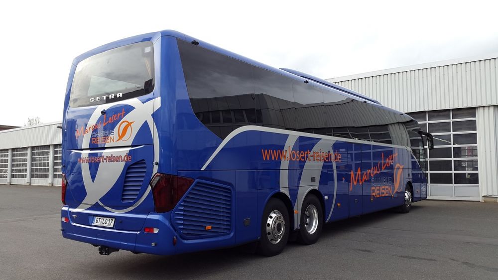 bus travel halland