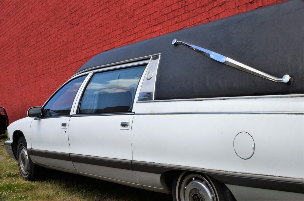 Transport of deceased persons