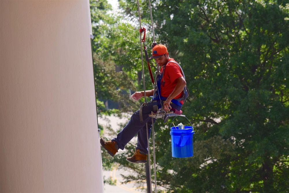 window cleaner