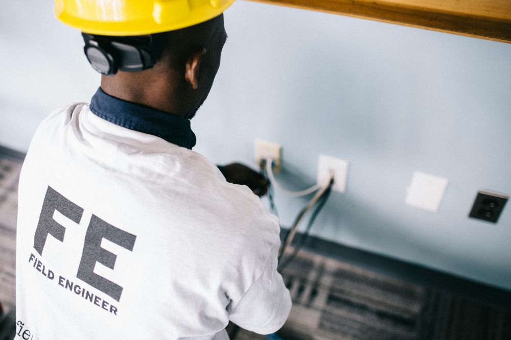 Electrician Huddinge