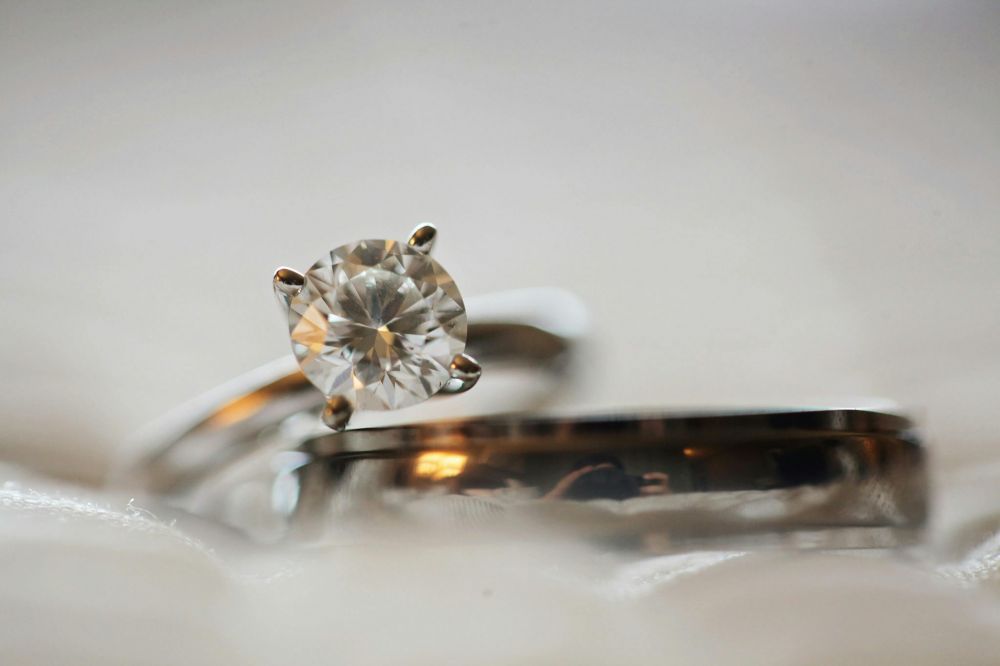 Selling silver Örebro