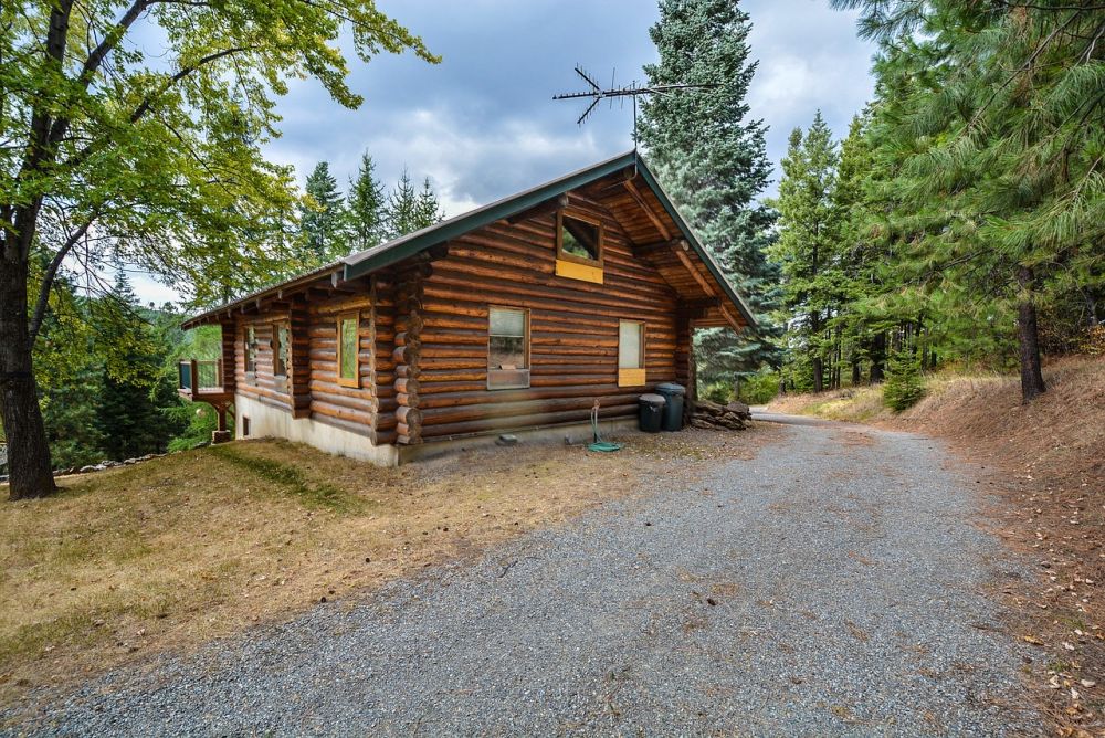 building log houses