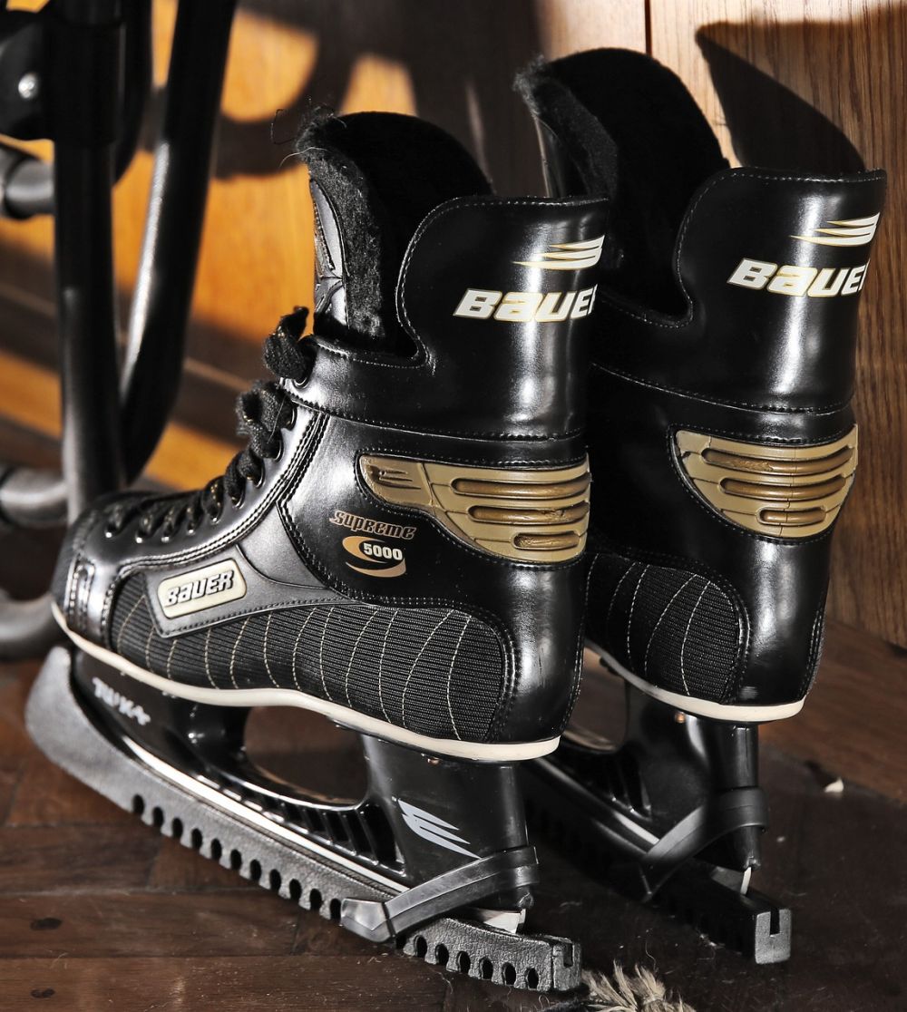 ice hockey skates