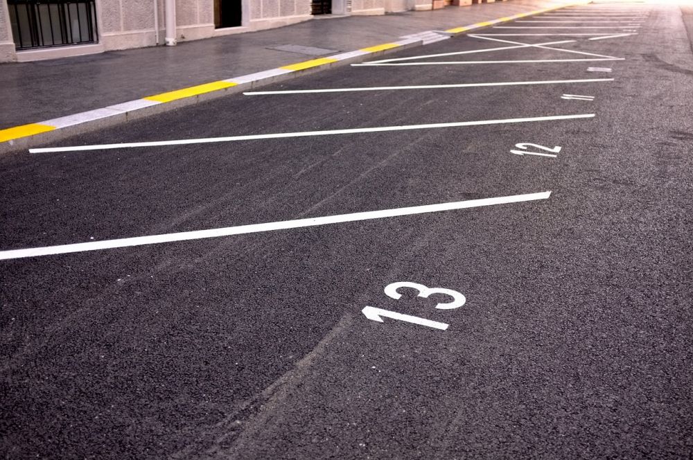 line painting parking