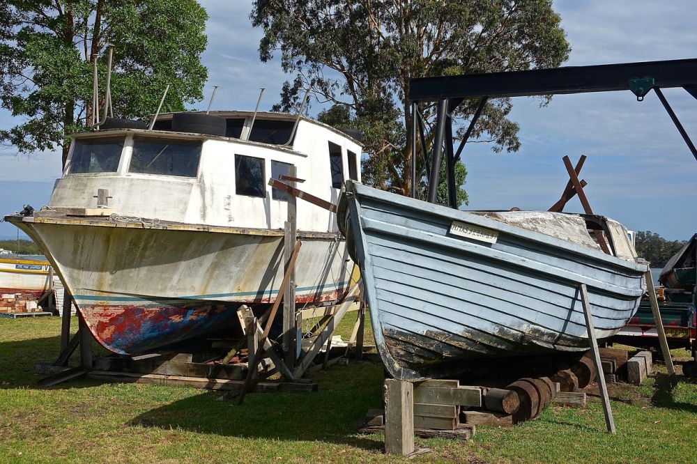 boat repair shop