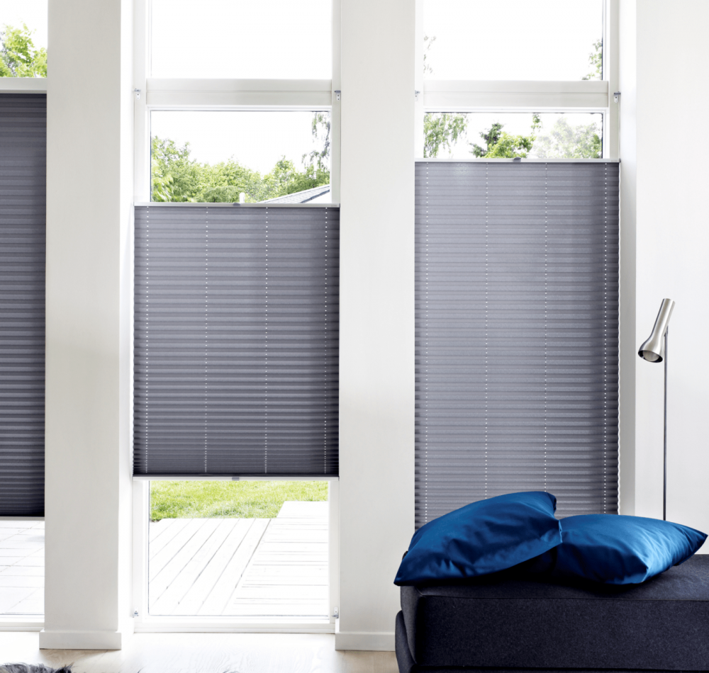 Up and down curtains