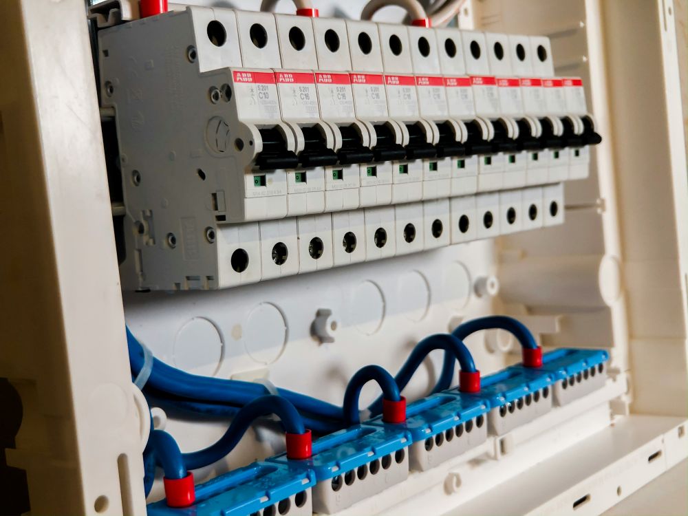 electrical installation Sk&aring;ne