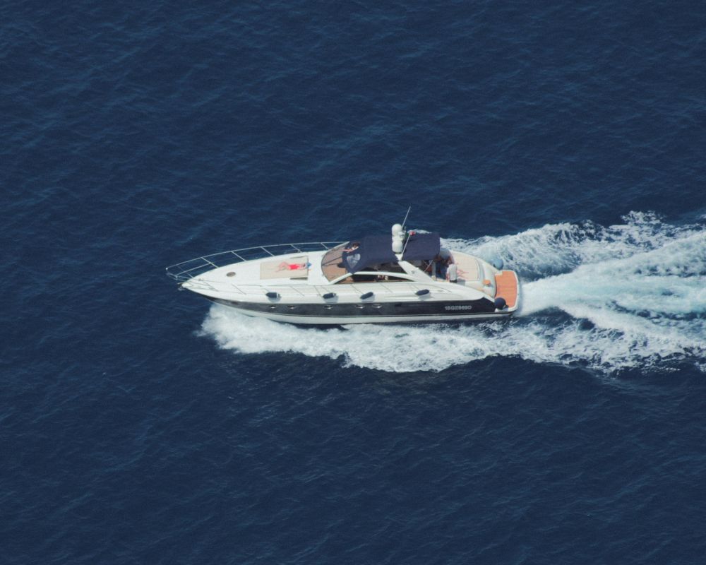 boat dealer