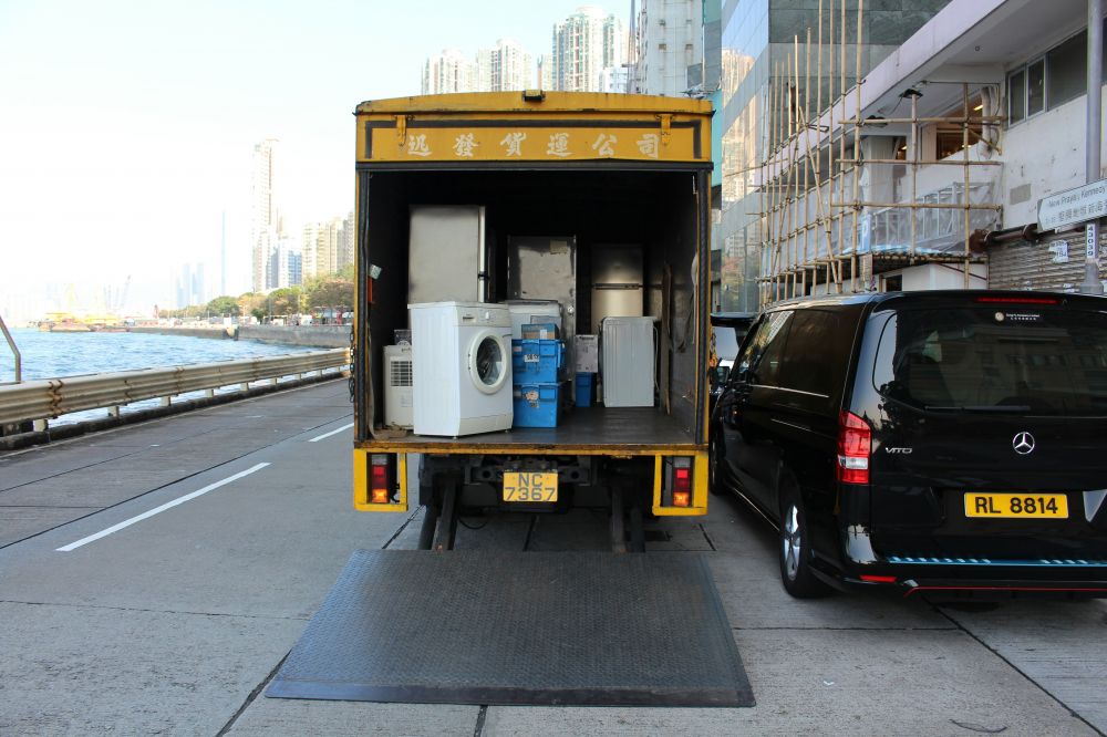 parcel taxi