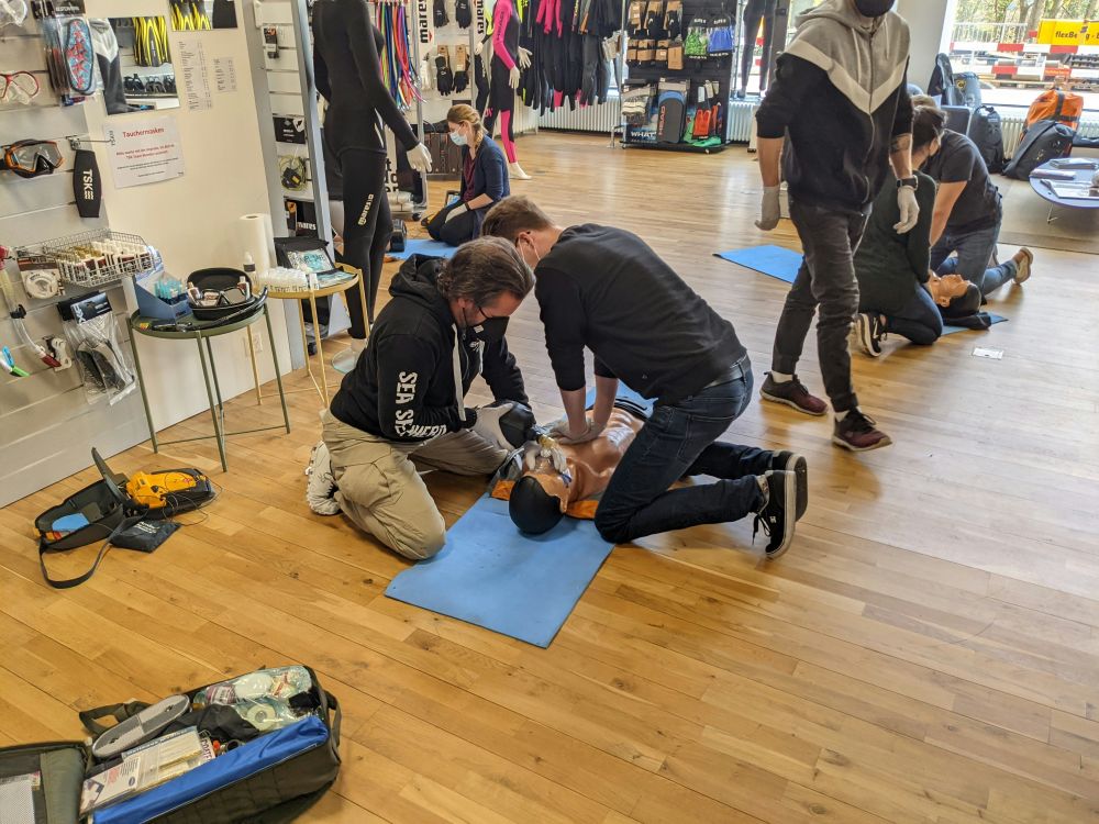 First aid course for businesses