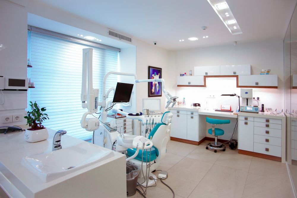 Tandlæge, tandlægeklinik, behandlinger