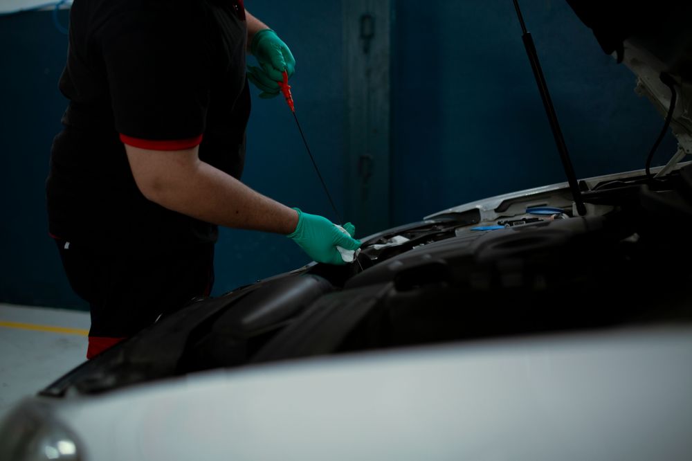 Bilunderh&aring;ll & Service