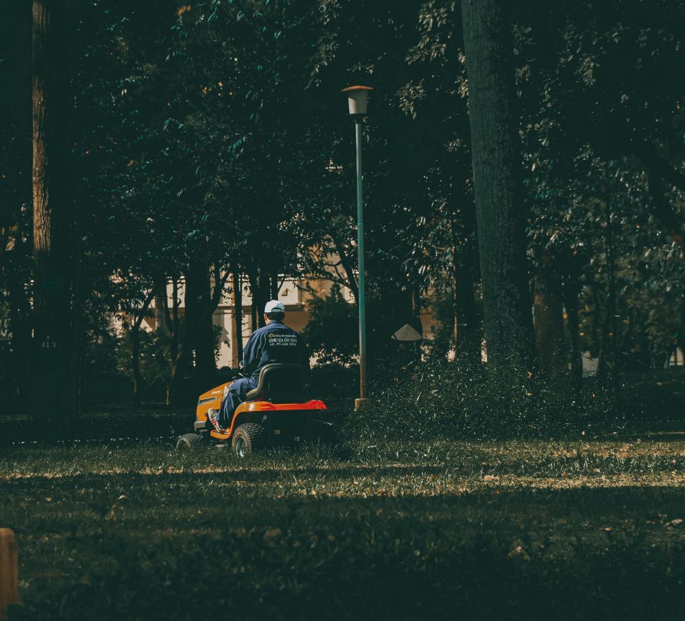 Lawn mower Norrköping