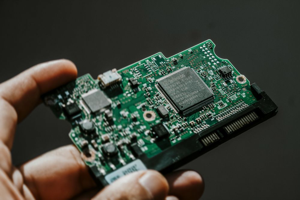 H&aring;rdvara & Komponenter