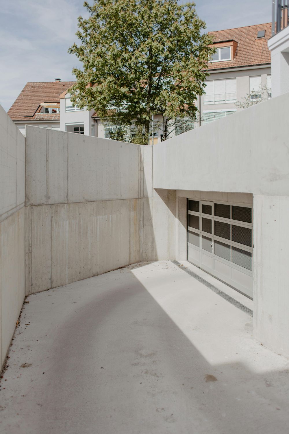 asphalting garage driveway Västerås