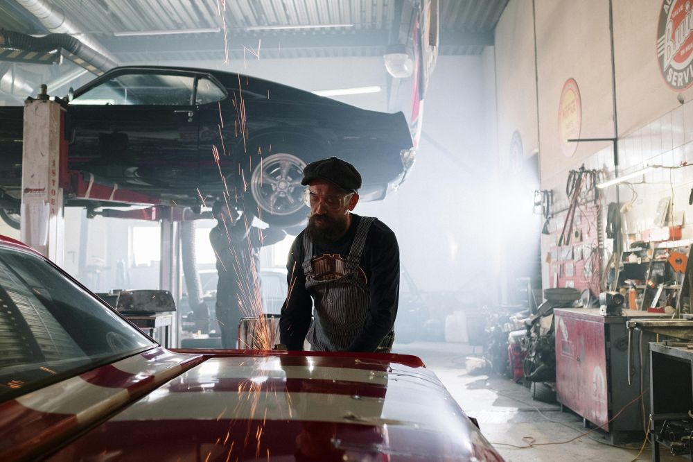 Bilunderh&aring;ll & Service