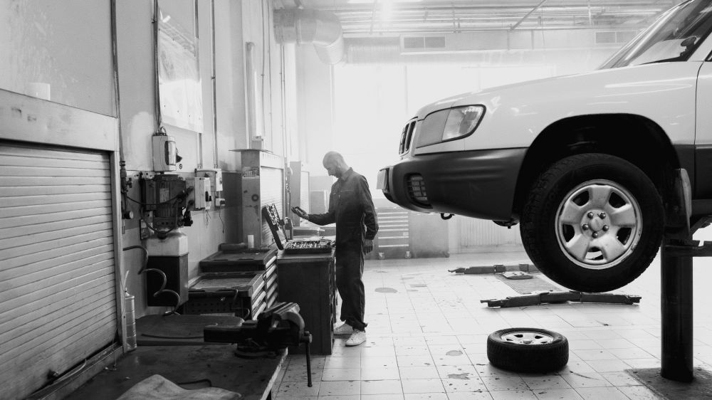Bilunderhåll & Service
