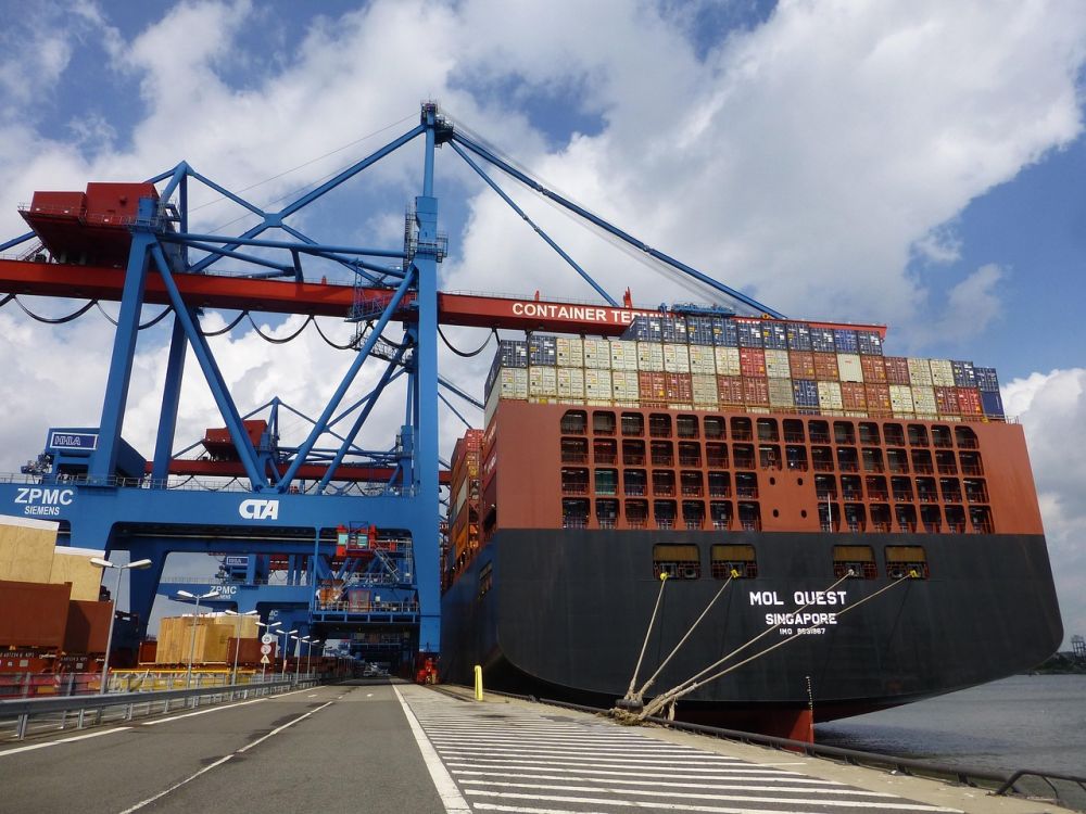 Container unloading