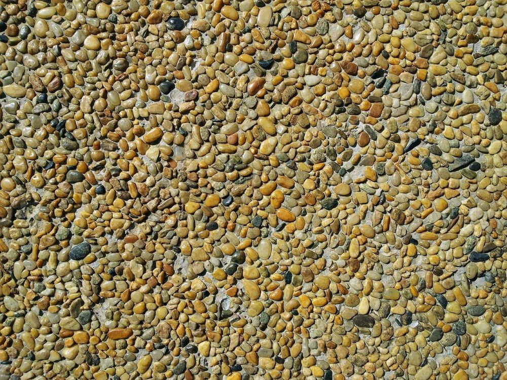 crushed stone and gravel