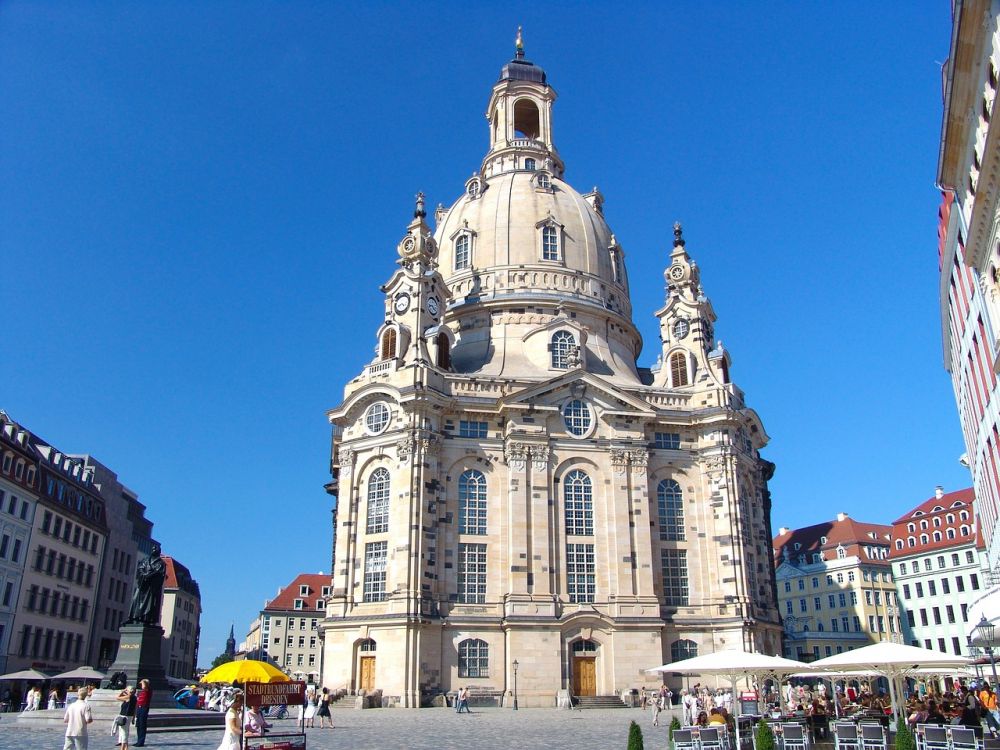 Togrejse til Dresden: Udforsk Tysklands kulturperle på skinner
