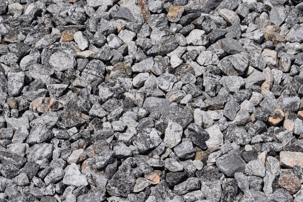 crushed stone and gravel