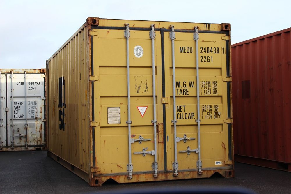 Container unloading