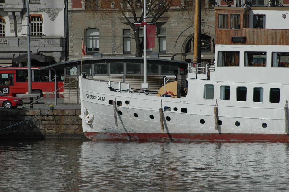båt sandhamn stavsnäs