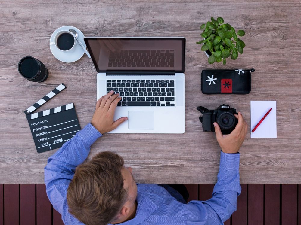 Freelance graphic designer