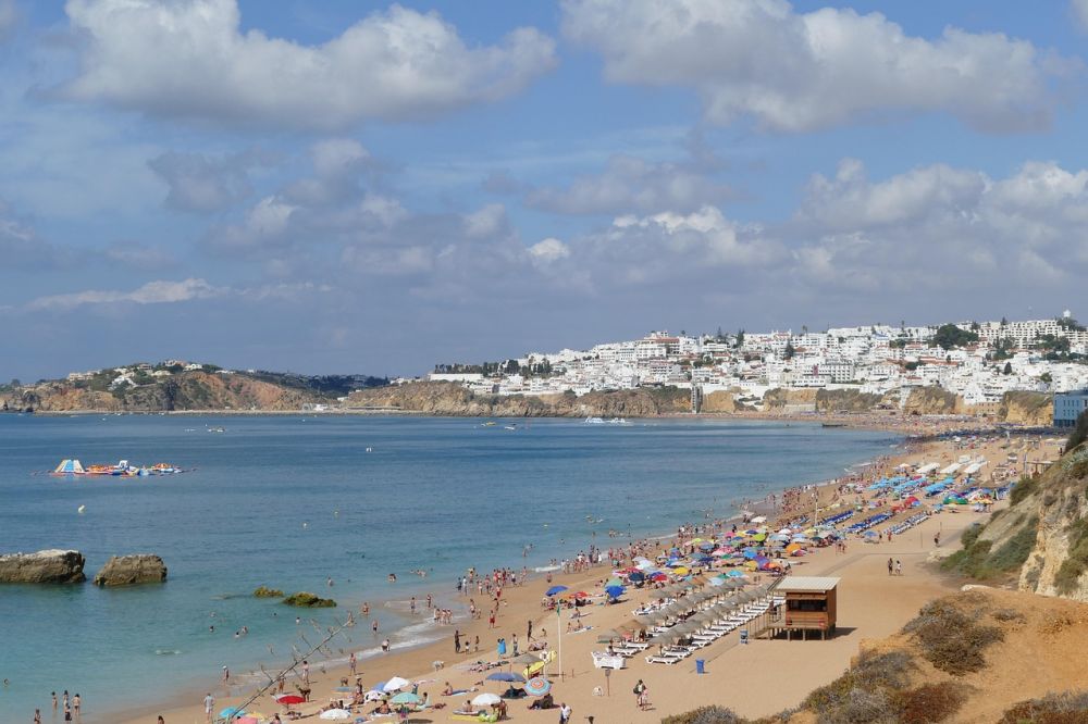 Den smukkeste togtur i Portugal: Oplev Algarvekysten