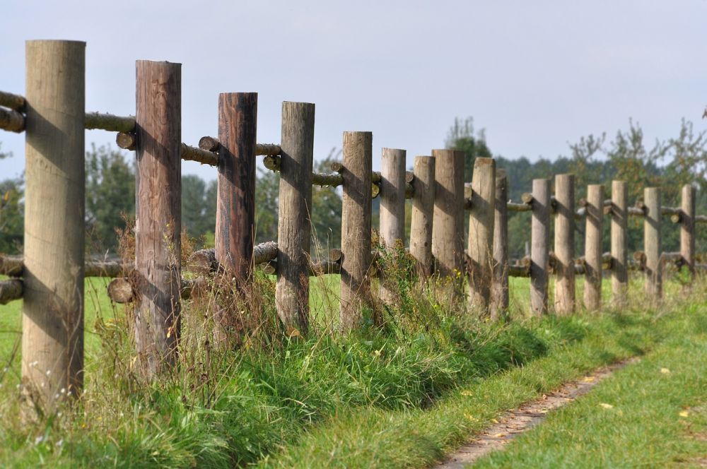 Fence posts