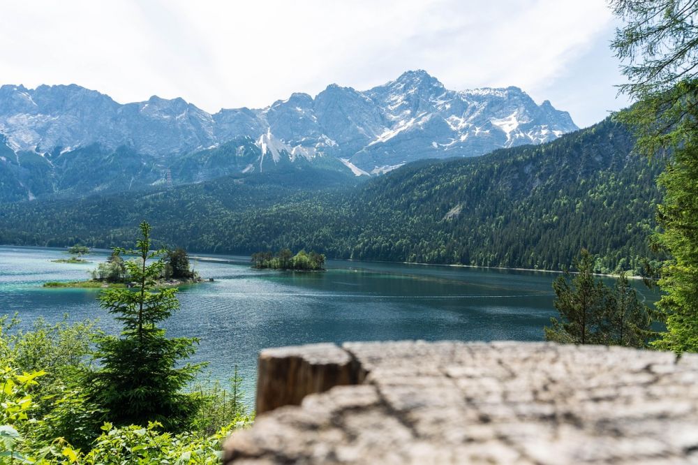 Skiferie i Garmisch-Partenkirchen: Togrejse til Tysklands alper