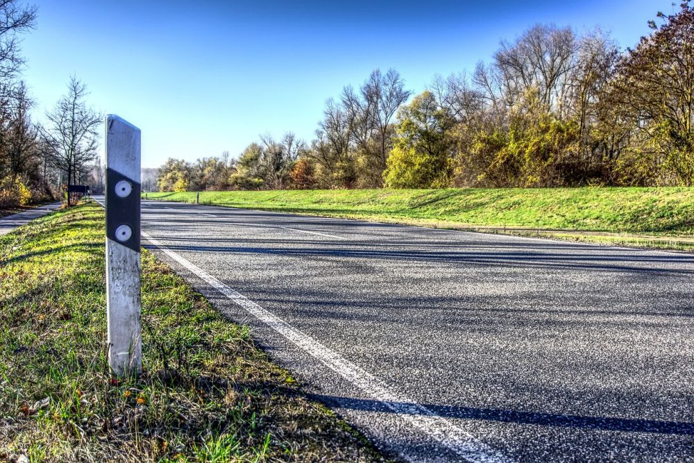 road markings