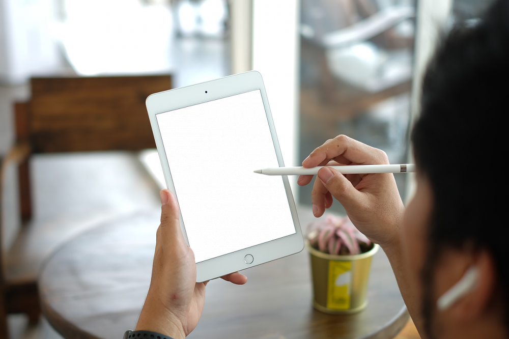 bytte skjerm ipad