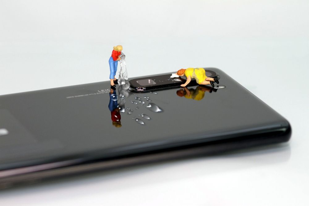 mobile phone repairs