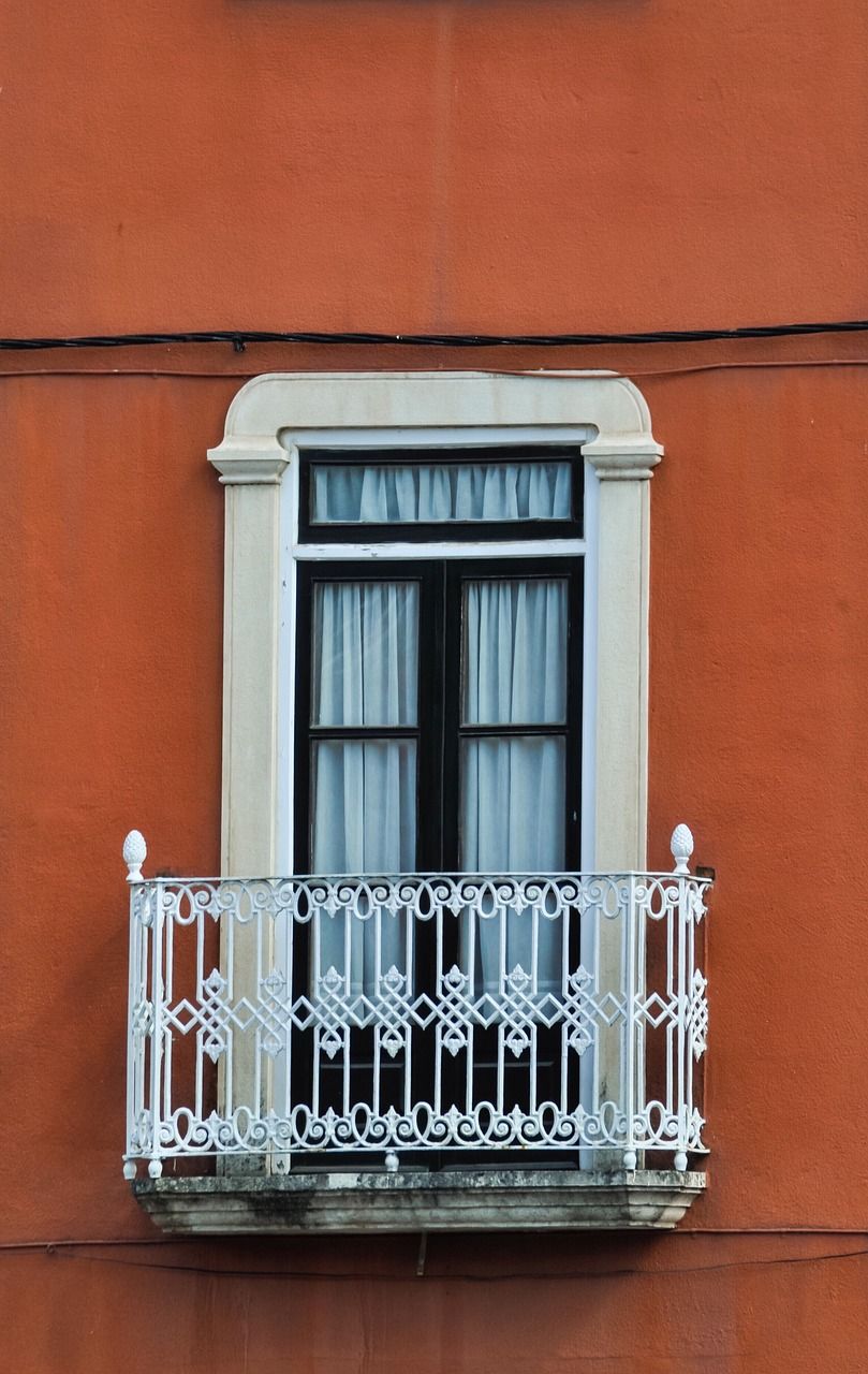 balcony door