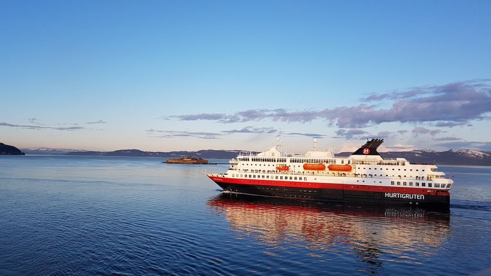 vad kostar en resa med hurtigruten