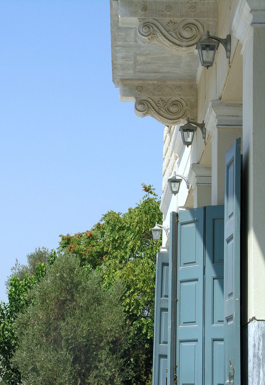 balcony door