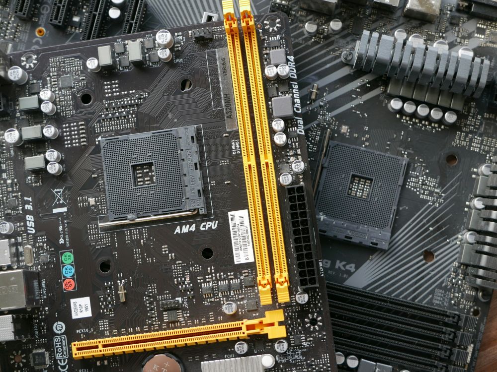 H&aring;rdvara & Komponenter