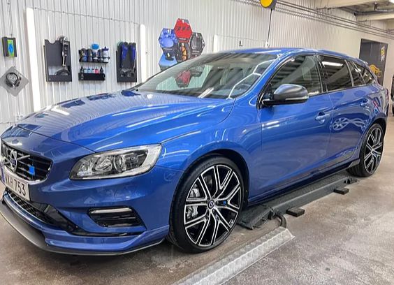 Ceramic paint protection Uddevalla