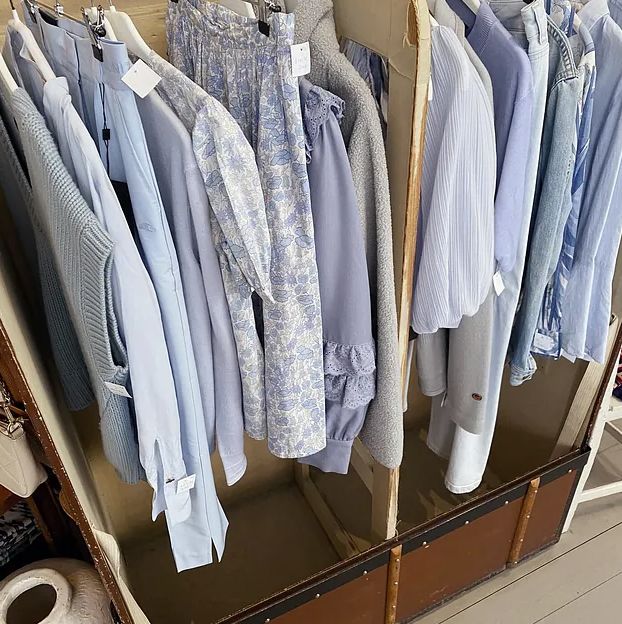 sell second-hand clothes