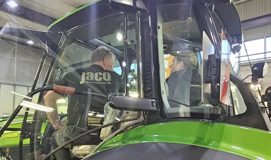 Buy tractor Säffle